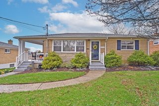 5722 Kroegermount Drive, Cincinnati, OH 45239