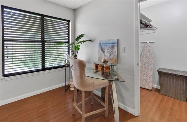 2411 Huntingdon 2411, Atlanta, GA 30350