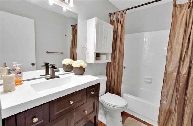 2411 Huntingdon 2411, Atlanta, GA 30350