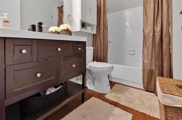 2411 Huntingdon 2411, Atlanta, GA 30350