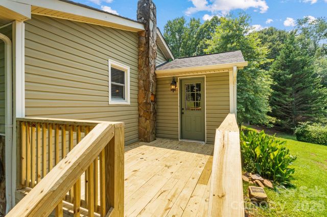 232 New Hope Way, Marion, NC 28752