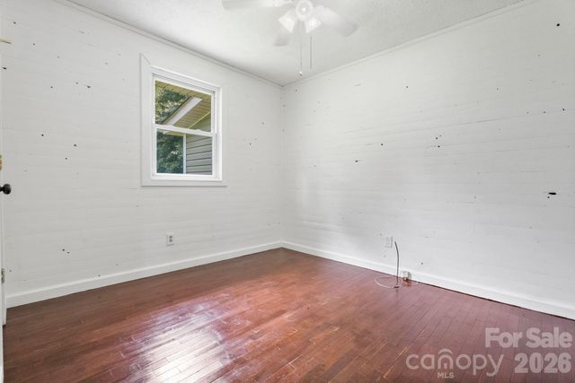 232 New Hope Way, Marion, NC 28752