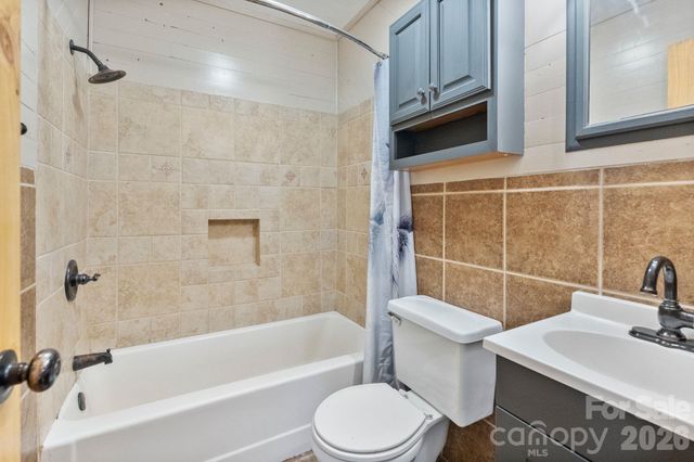 232 New Hope Way, Marion, NC 28752