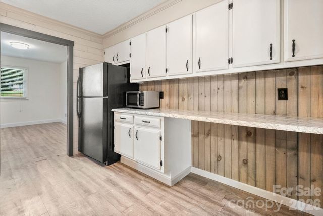 232 New Hope Way, Marion, NC 28752