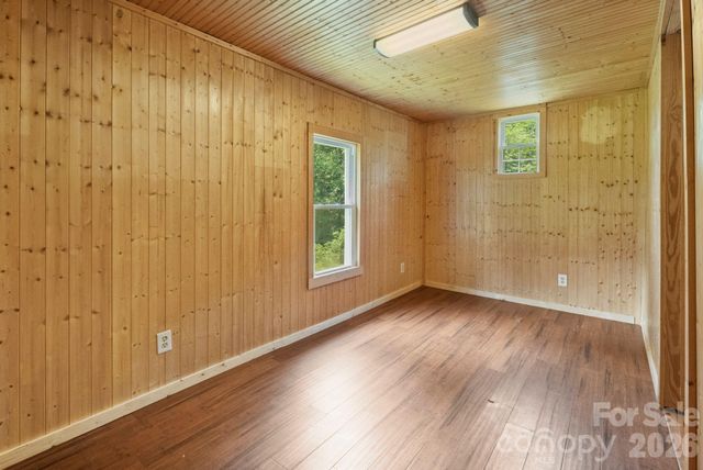 232 New Hope Way, Marion, NC 28752