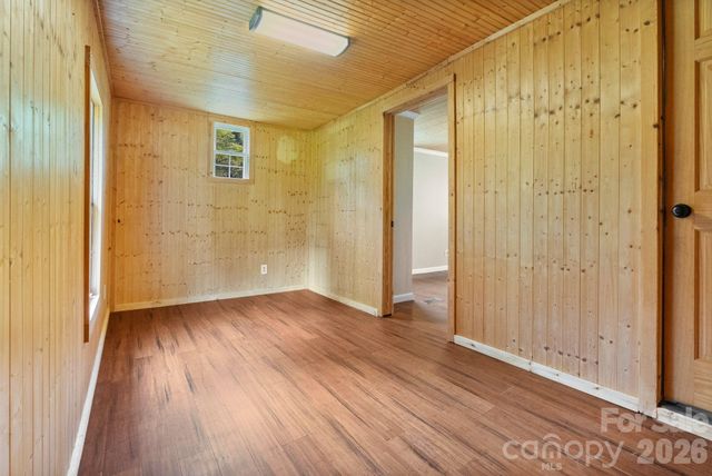 232 New Hope Way, Marion, NC 28752