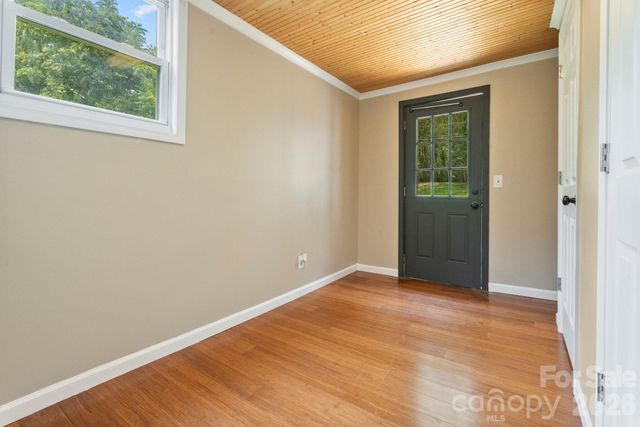 232 New Hope Way, Marion, NC 28752