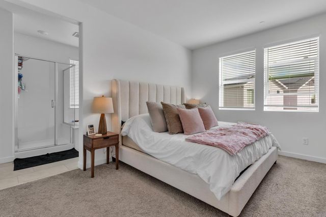 2862 Wheat Grass St, Sacramento, CA 95833