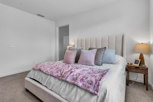 2862 Wheat Grass St, Sacramento, CA 95833