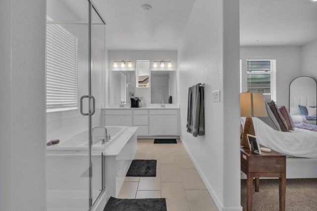 2862 Wheat Grass St, Sacramento, CA 95833