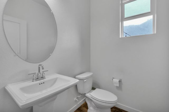 2862 Wheat Grass St, Sacramento, CA 95833