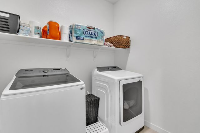 2862 Wheat Grass St, Sacramento, CA 95833