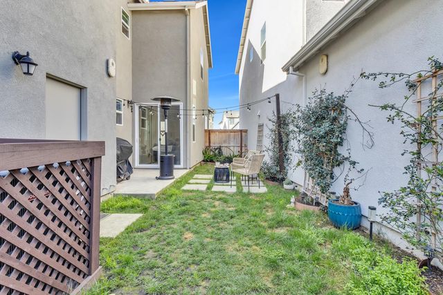 2862 Wheat Grass St, Sacramento, CA 95833