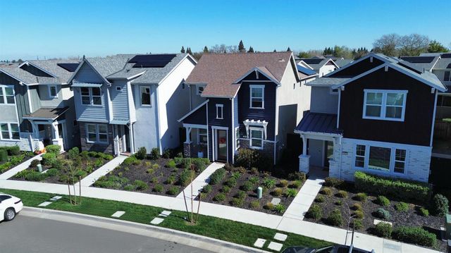 2862 Wheat Grass St, Sacramento, CA 95833