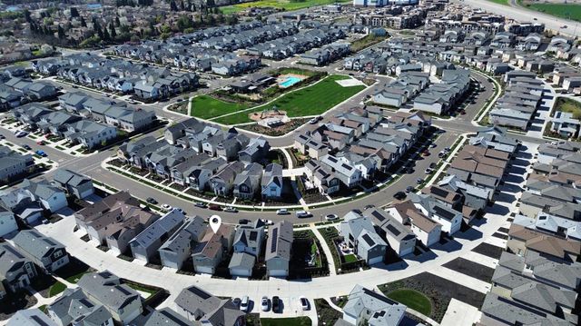 2862 Wheat Grass St, Sacramento, CA 95833