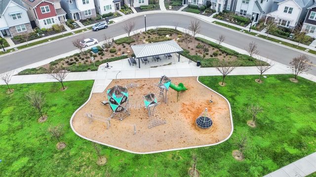 2862 Wheat Grass St, Sacramento, CA 95833