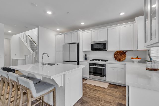 2862 Wheat Grass St, Sacramento, CA 95833