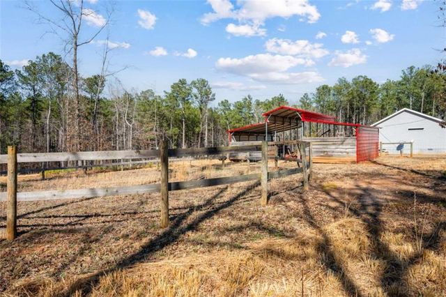 869 Simmons Road, Social Circle, GA 30025