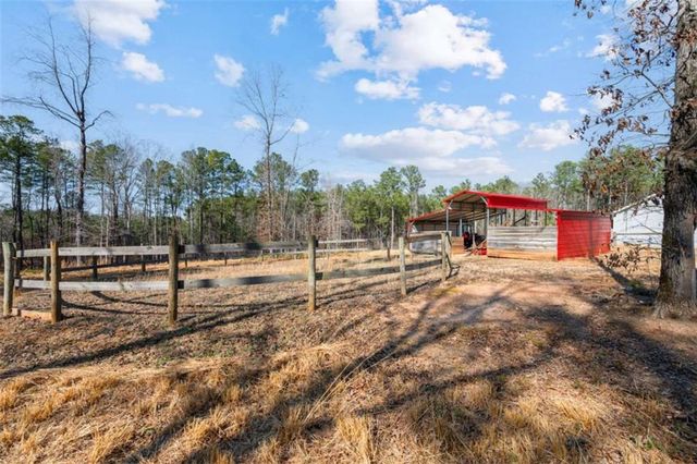 869 Simmons Road, Social Circle, GA 30025