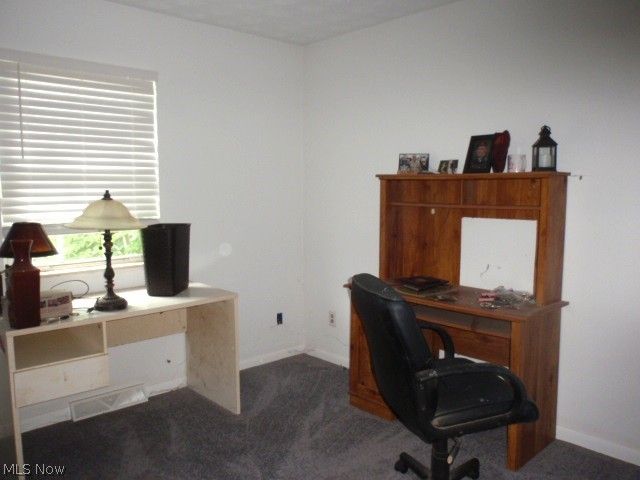 8454 Glenbrook Drive, Olmsted Falls, OH 44138
