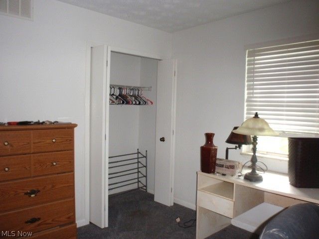 8454 Glenbrook Drive, Olmsted Falls, OH 44138
