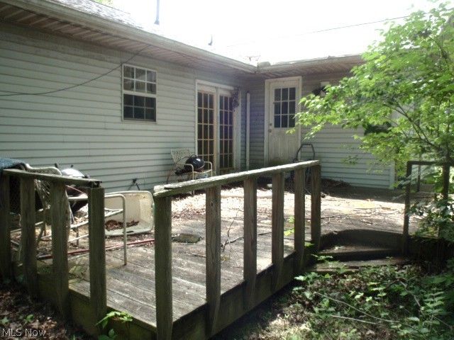 8454 Glenbrook Drive, Olmsted Falls, OH 44138