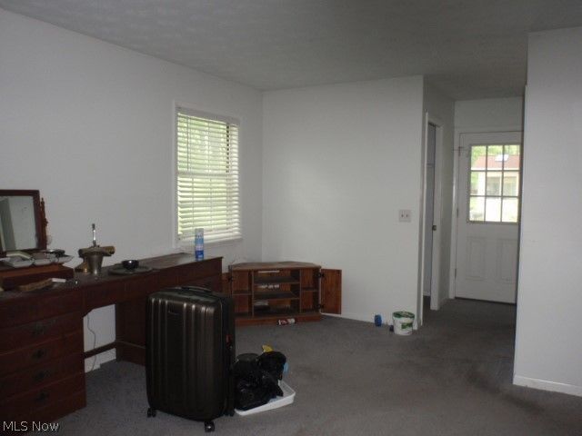 8454 Glenbrook Drive, Olmsted Falls, OH 44138
