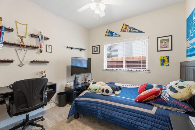 2850 N Apricot Avenue, Fresno, CA 93727