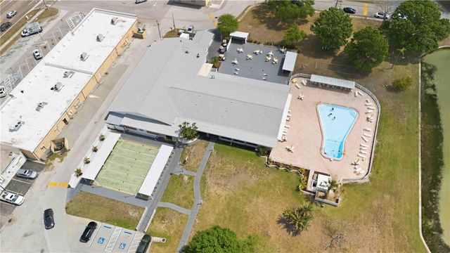 6000 20TH STREET N 144, St Petersburg, FL 33714