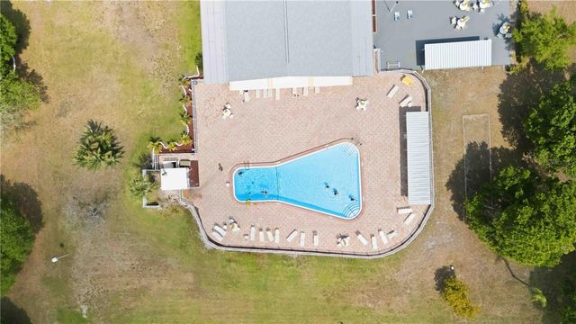 6000 20TH STREET N 144, St Petersburg, FL 33714