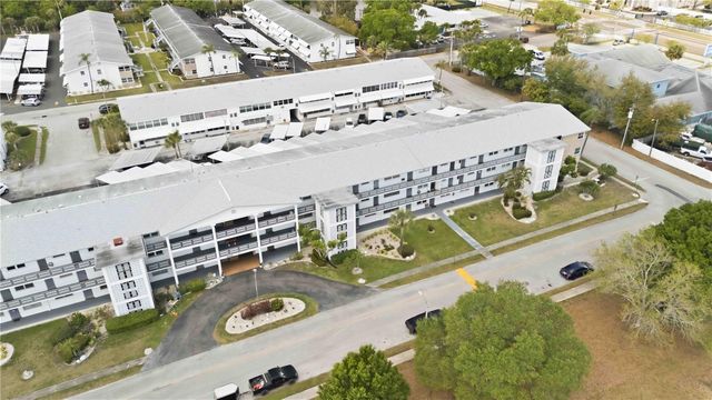 6000 20TH STREET N 144, St Petersburg, FL 33714