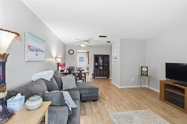 6000 20TH STREET N 144, St Petersburg, FL 33714