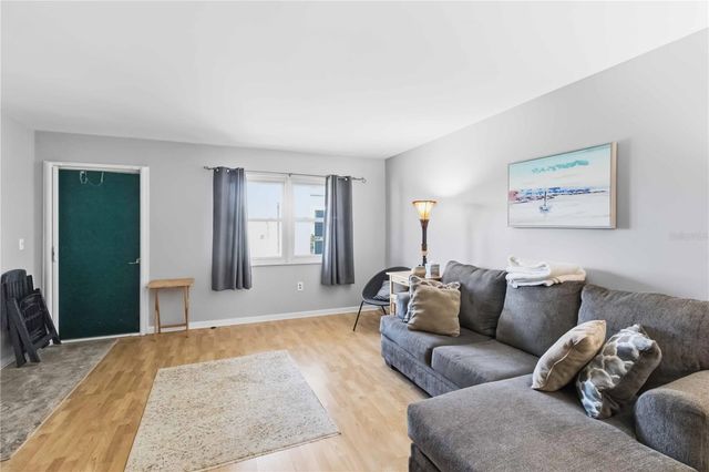 6000 20TH STREET N 144, St Petersburg, FL 33714