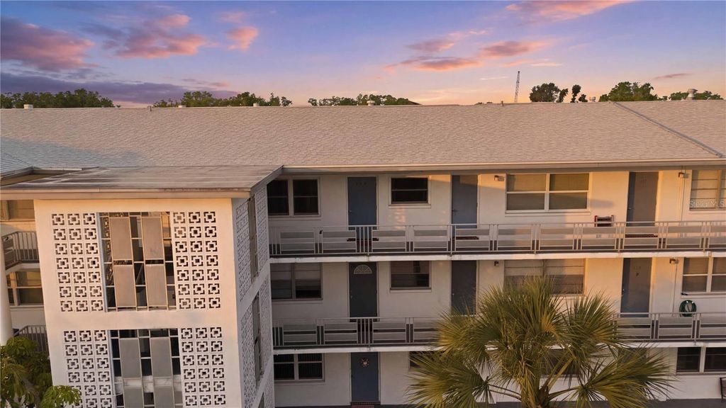 6000 20TH STREET N 144, St Petersburg, FL 33714