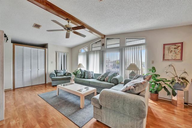 236 N SAINT THOMAS CIRCLE, Apollo Beach, FL 33572