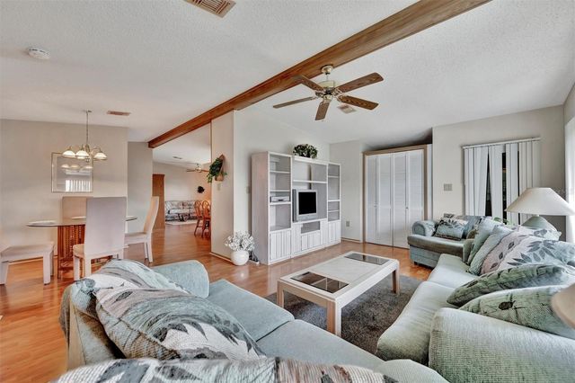 236 N SAINT THOMAS CIRCLE, Apollo Beach, FL 33572