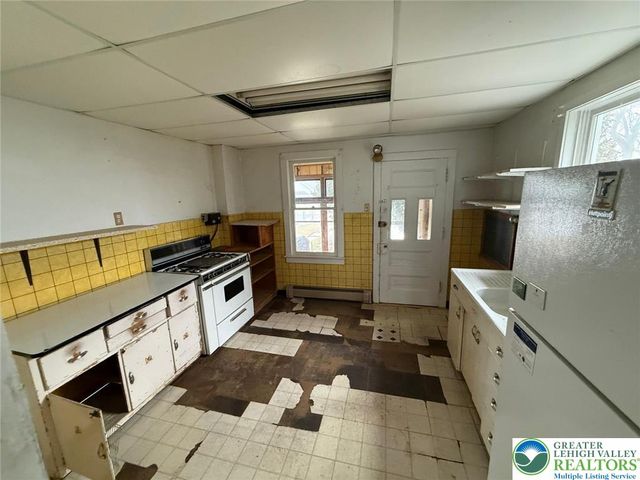 247 West Hazard Street, Summit Hill Boro, PA 18250