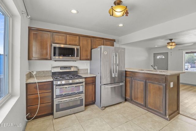 7709 Parral Drive, El Paso, TX 79915