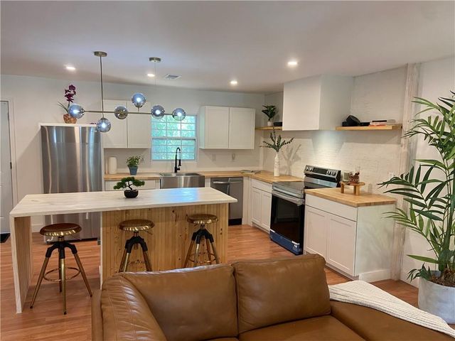 3493 Mark Place NW, Atlanta, GA 30331