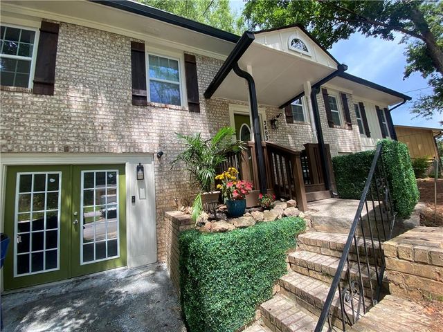 3493 Mark Place NW, Atlanta, GA 30331