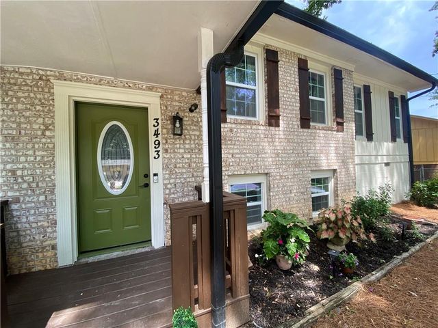 3493 Mark Place NW, Atlanta, GA 30331