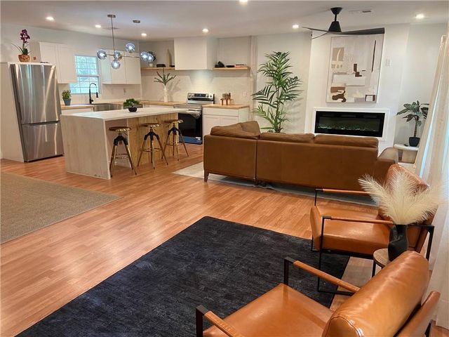 3493 Mark Place NW, Atlanta, GA 30331