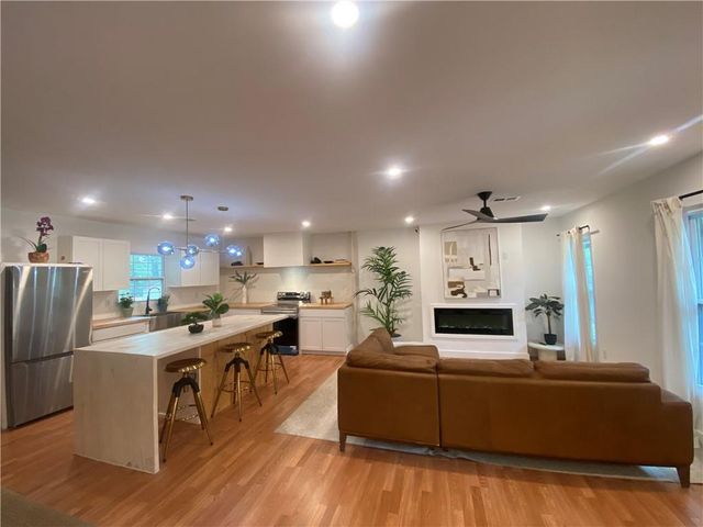 3493 Mark Place NW, Atlanta, GA 30331