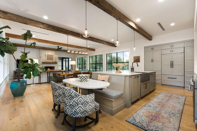 5675 Mustang Valley TRL, Wimberley, TX 78676