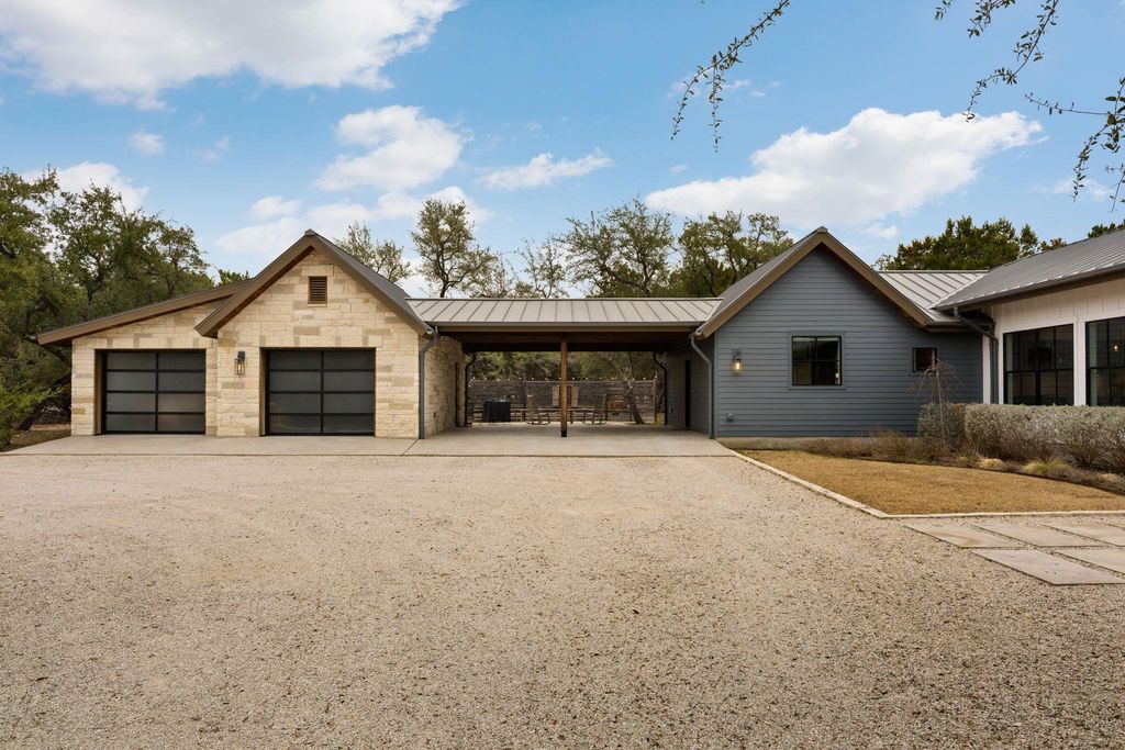 5675 Mustang Valley TRL, Wimberley, TX 78676