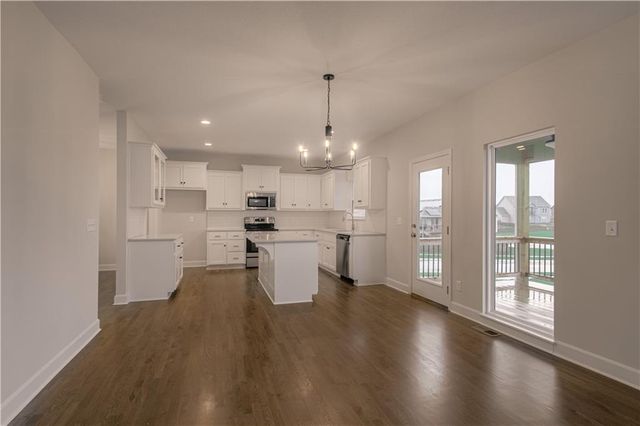 6114 NE 118th Street, Kansas City, MO 64156