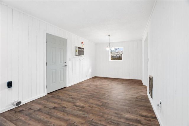 105 Center Street N, Tunnel Hill, GA 30755