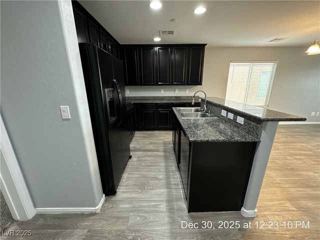 7728 Vibrant Threads Court, Las Vegas, NV 89149