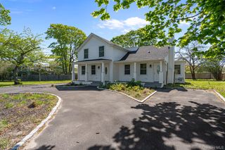 7600 Main Road Unit 1B, East Marion, NY 11939