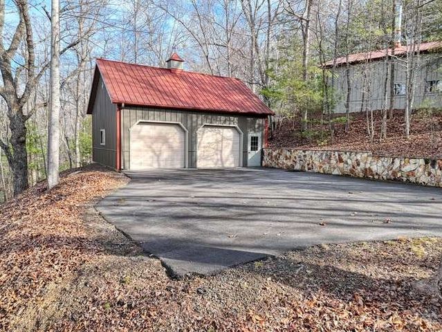 469 Myers Road, Brasstown, NC 28902